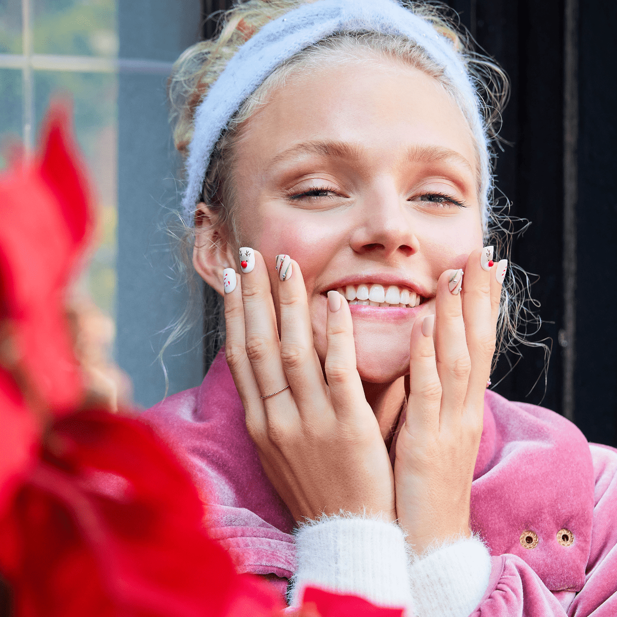 imPRESS Limited-Edition Holiday Press-On Nails - Make it Rein