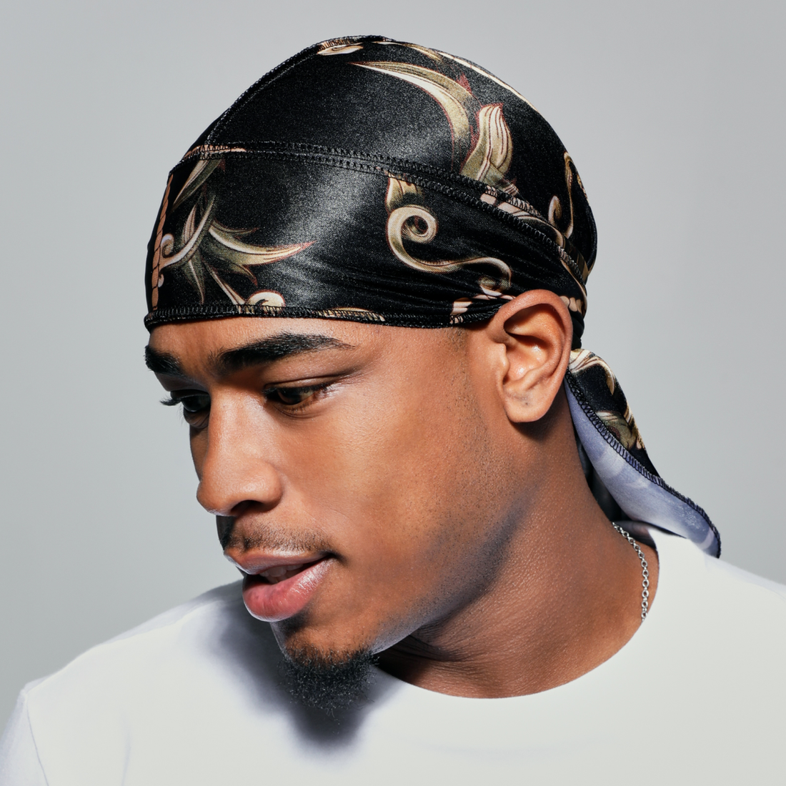 KISS Colors &amp; Care Power Wave Silky Satin Pattern Durag - Black/Gold
