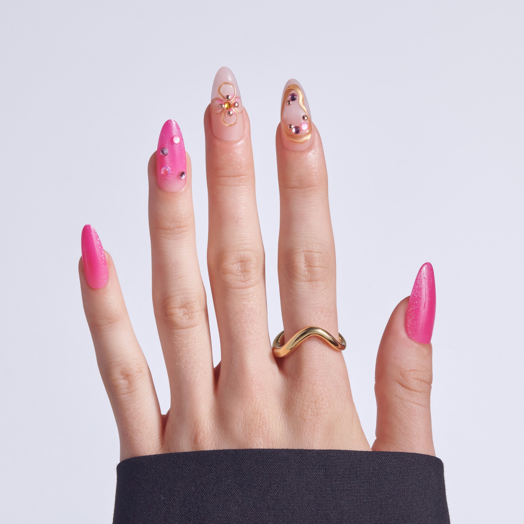 KISS LUXE Press On Glue Nails - Aurelia Meadow