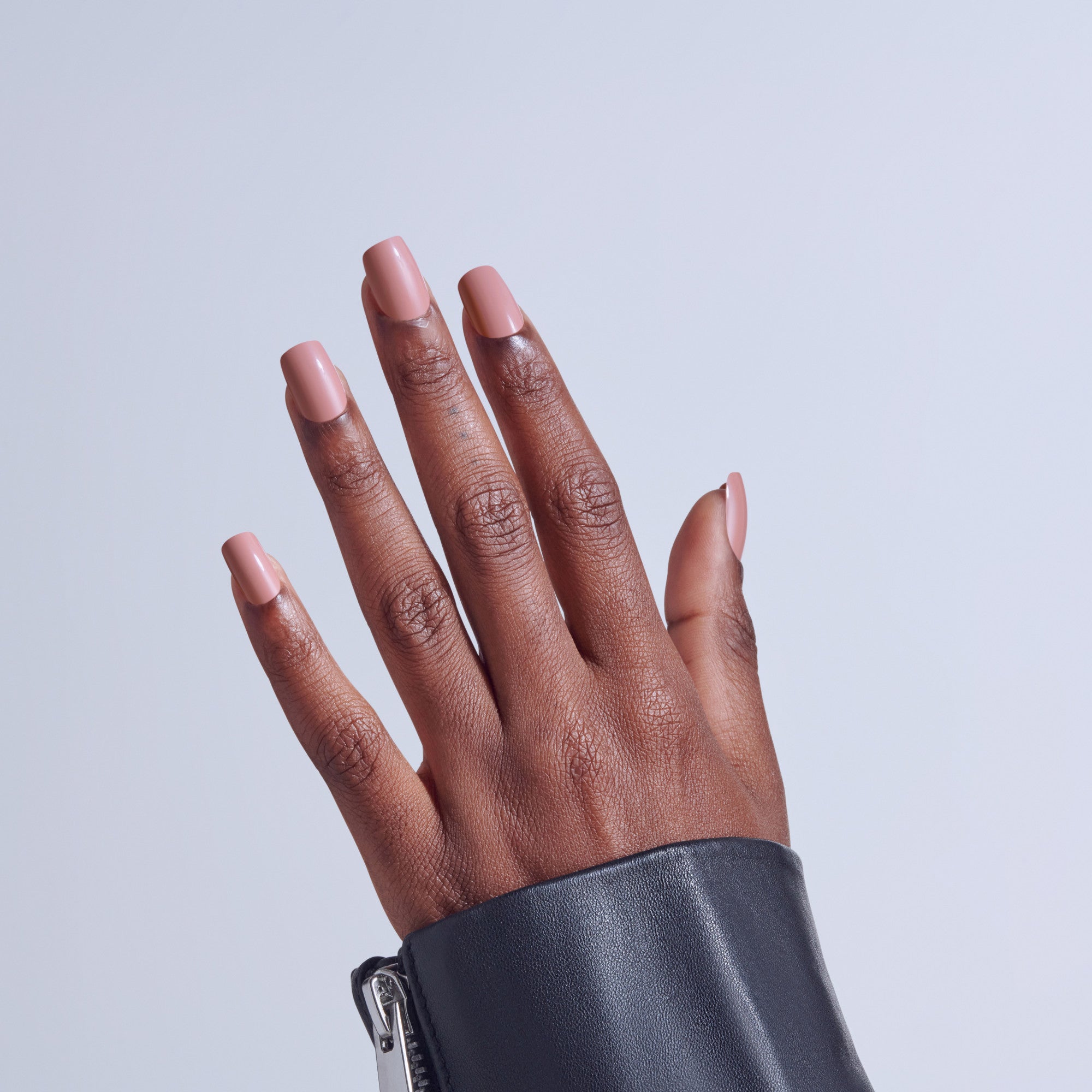 KISS CORE Color Press On Glue Nails - Felicity