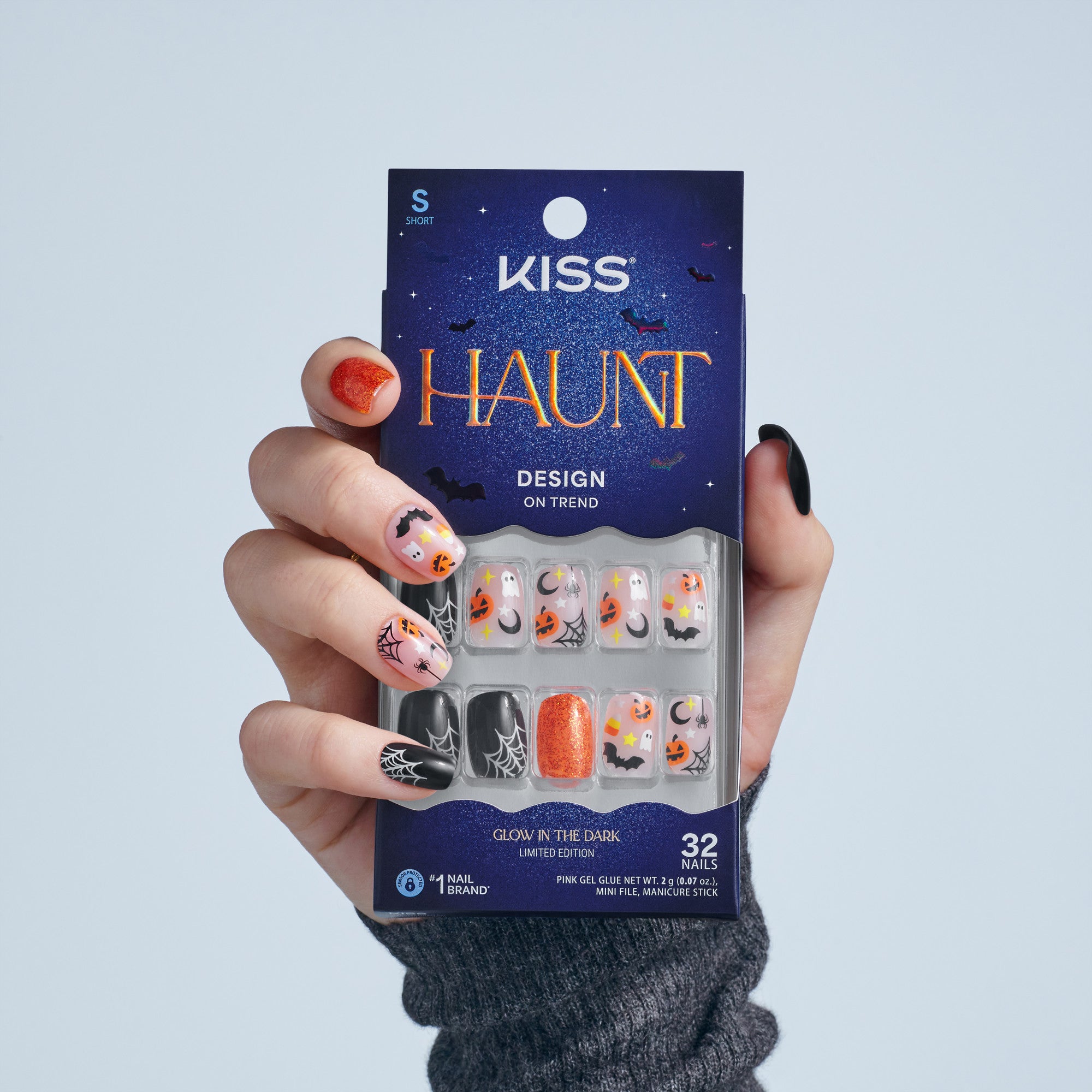 Kiss Haunt Halloween Press On Fake Glue Nails - Fangs for the Memories | Design, Orange & Black, Short, Squoval, Glow In The Dark