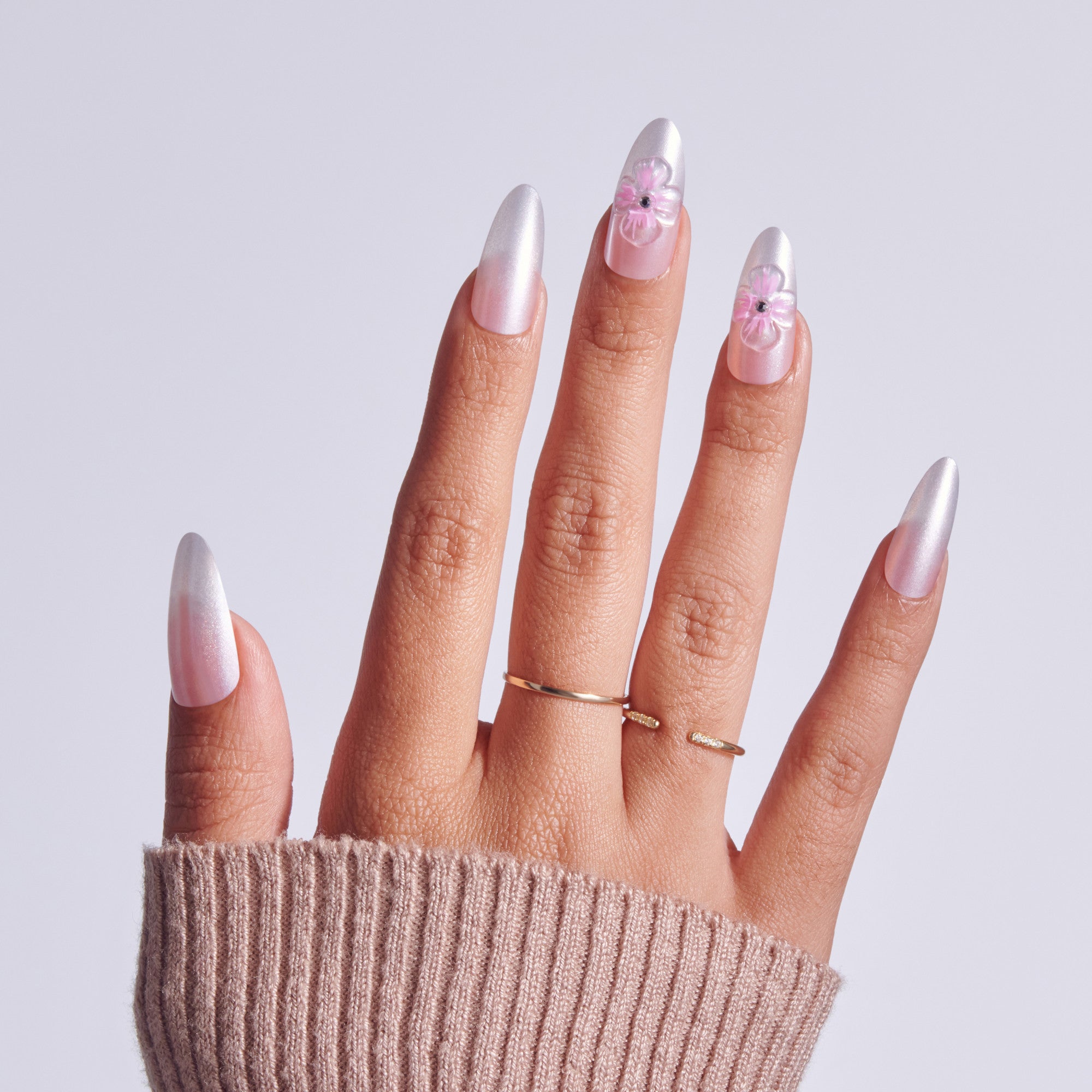 KISS GLAM 3D & Jewel Press On Glue Nails - Captured