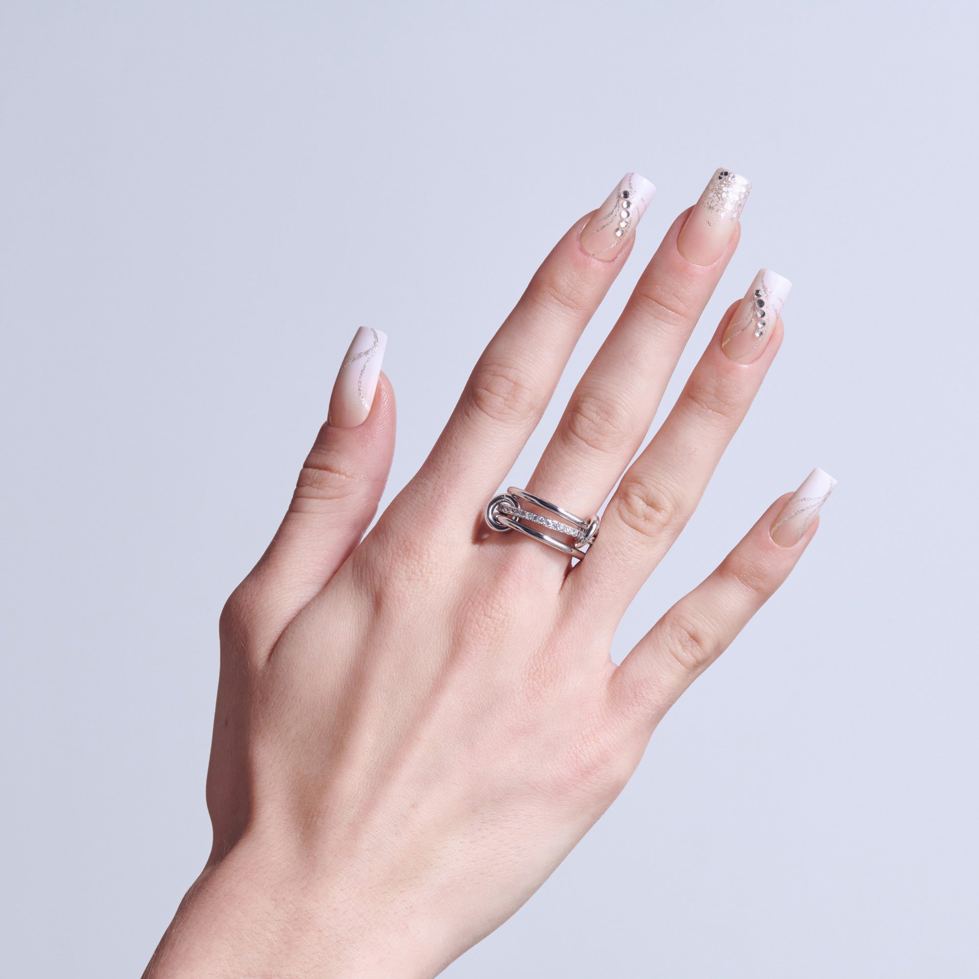 KISS GLAM 3D & Jewel Press On Glue Nails - Wrapped in Beauty