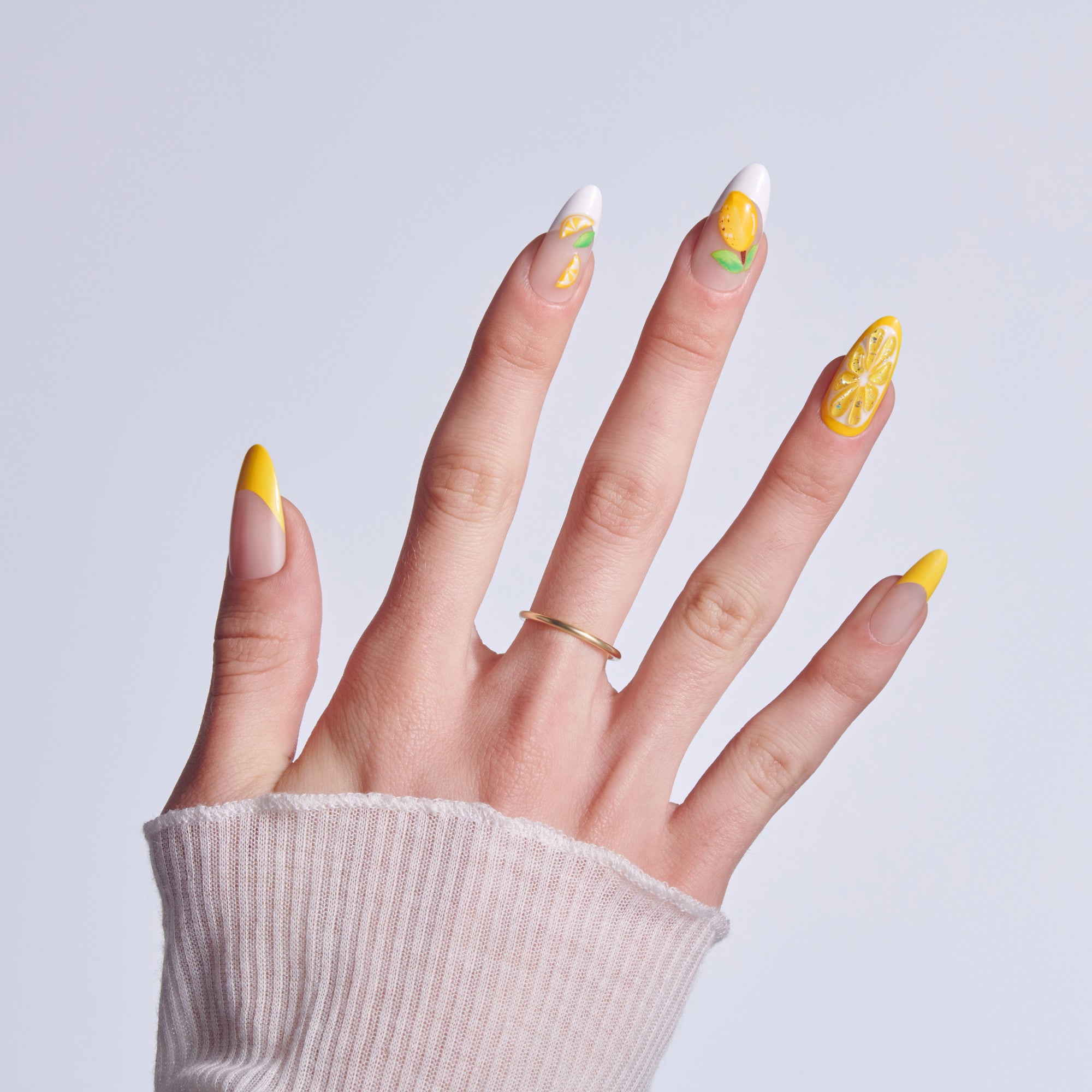 KISS GLAM 3D & Jewel Press On Glue Nails - Cherish the Moment