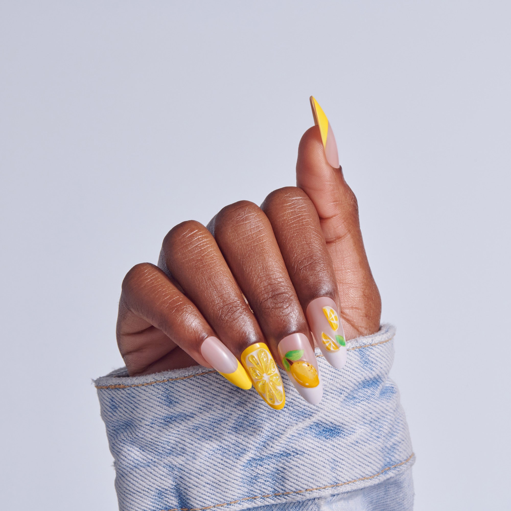 KISS GLAM 3D & Jewel Press On Glue Nails - Cherish the Moment