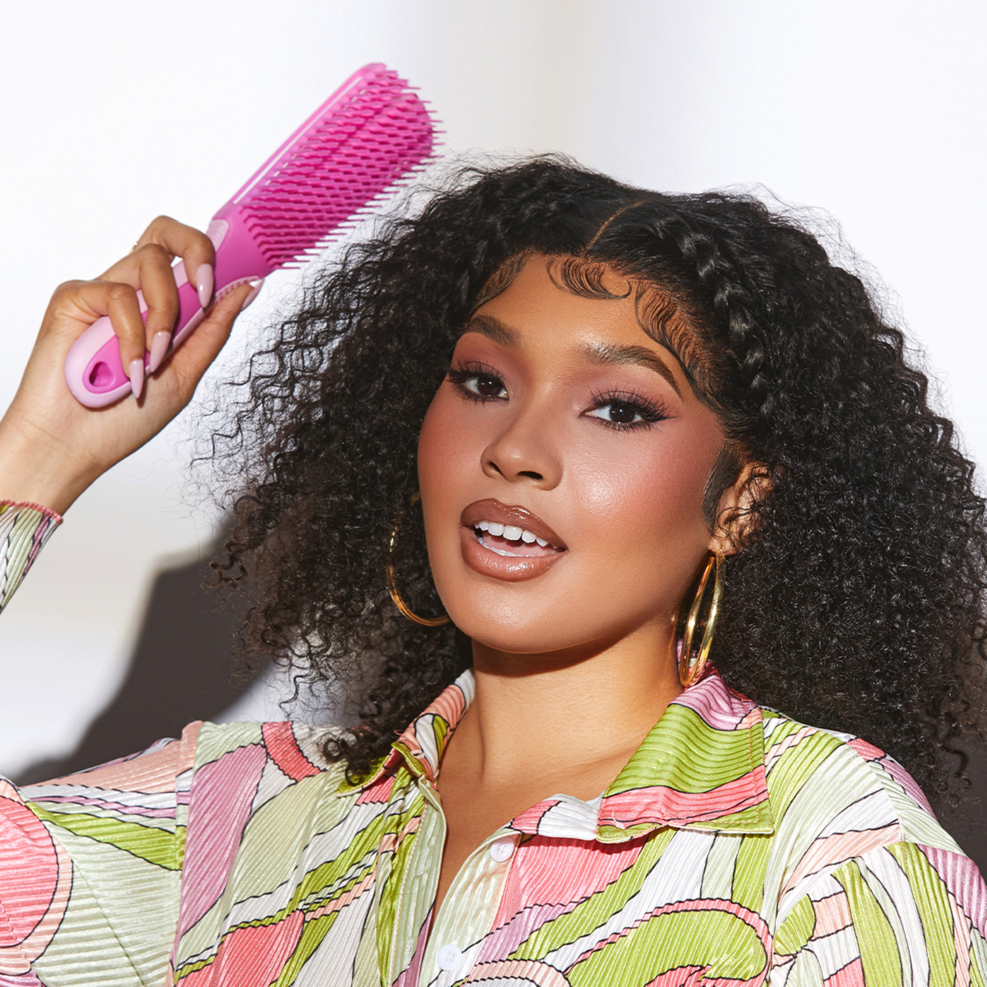 KISS Colors & Care Glide & Define Non-Slip Detangling Brush