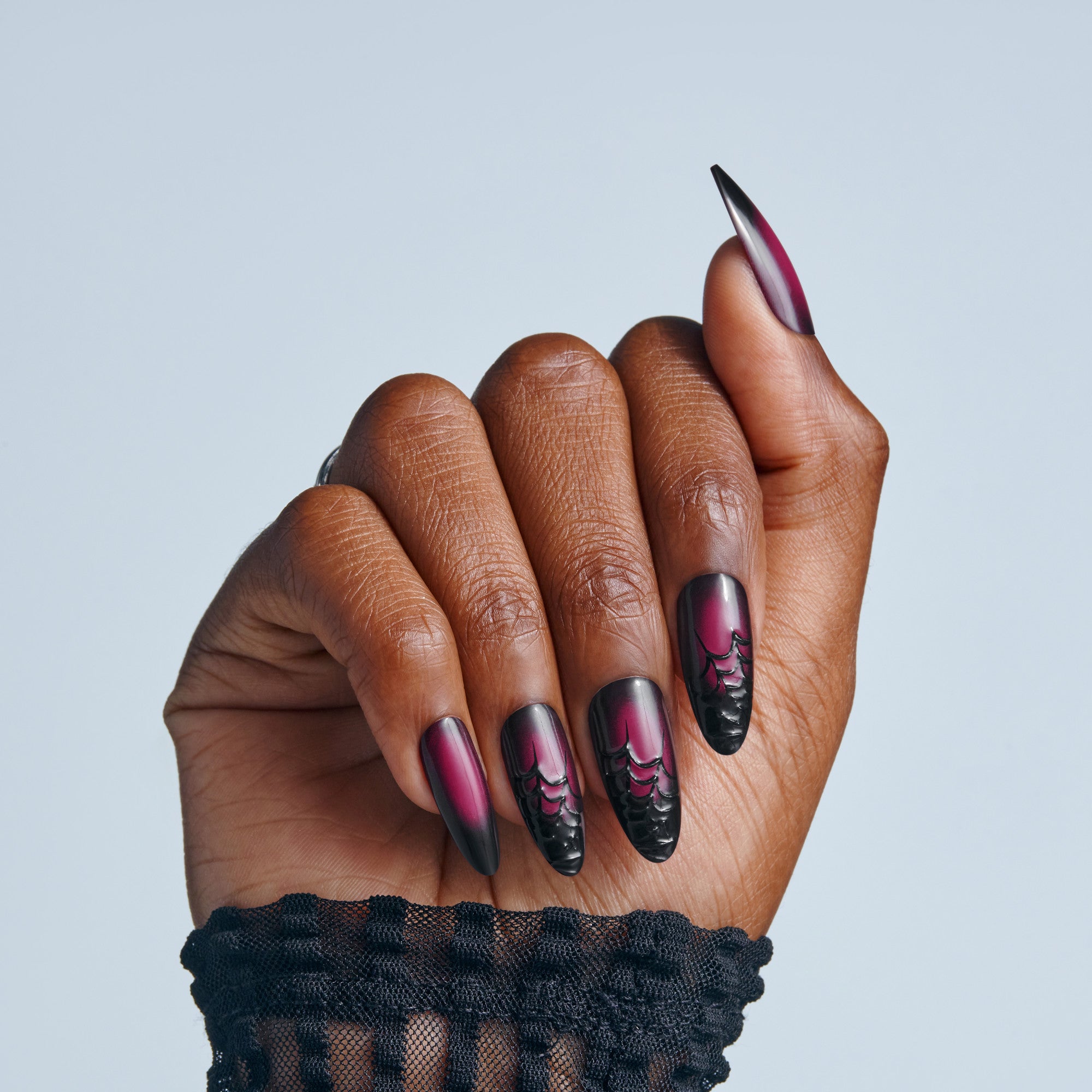 Kiss Haunt Halloween Press On Fake Glue Nails - Ghoulfriend | Design, Black & Red, Long, Almond