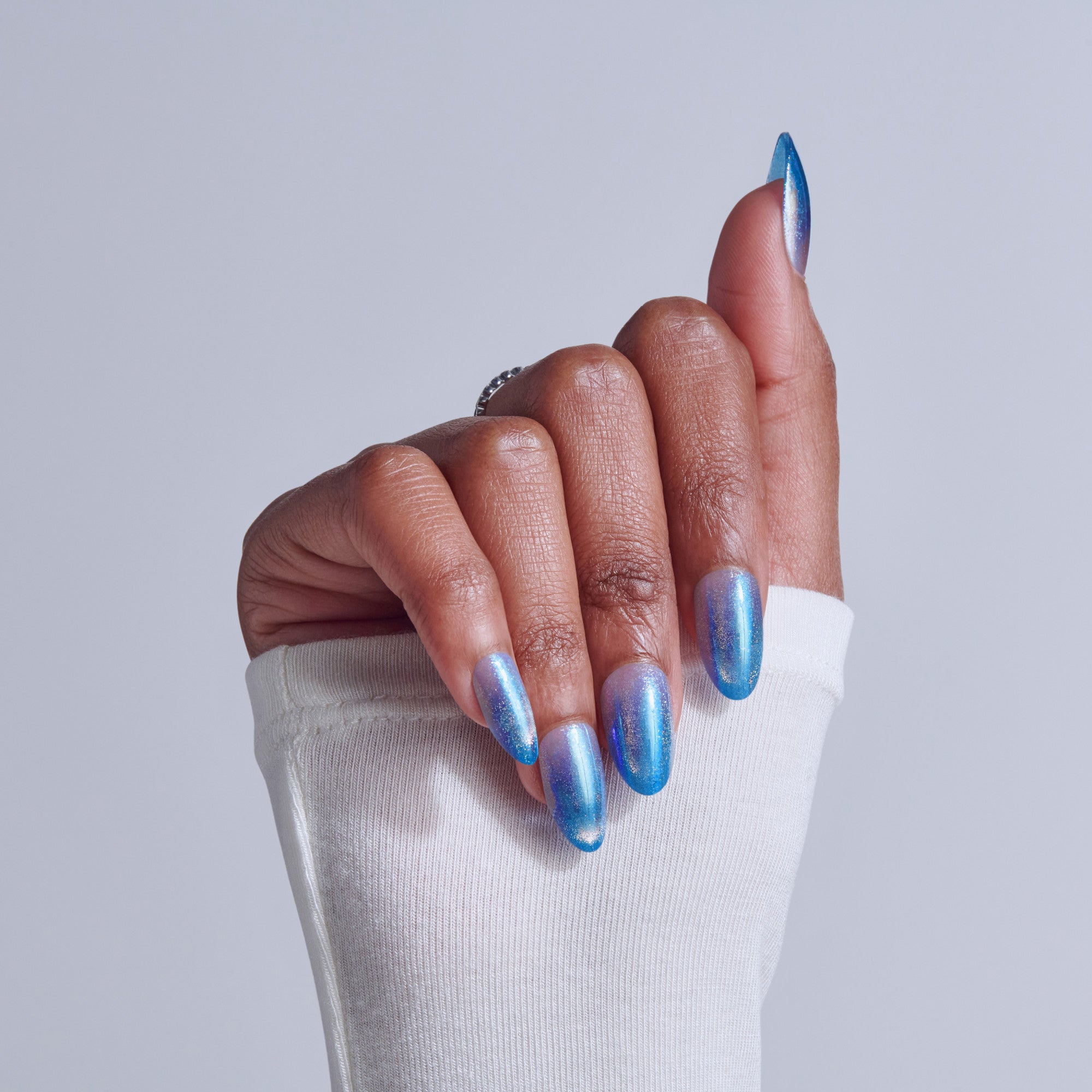 KISS GLAM Embellished Press On Glue Nails - Glow Forever