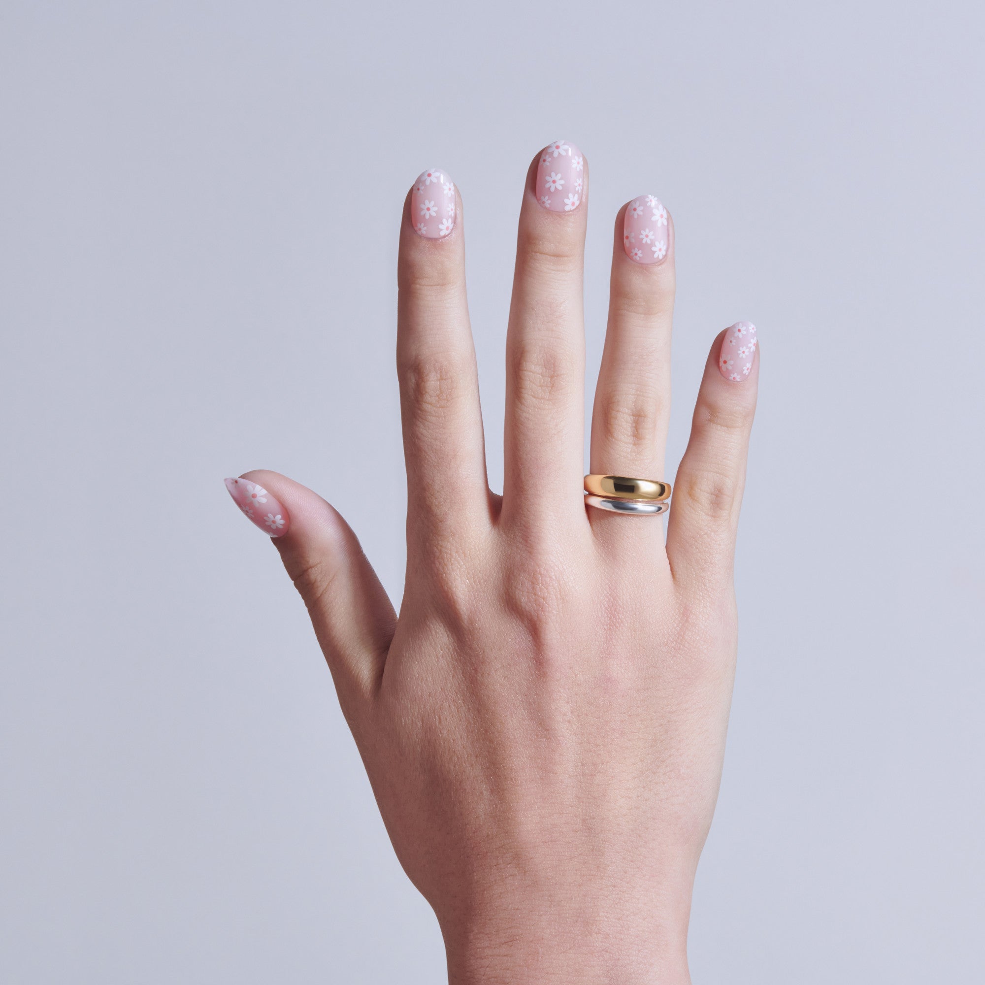 KISS CORE Design Press On Glue Nails - Friendship