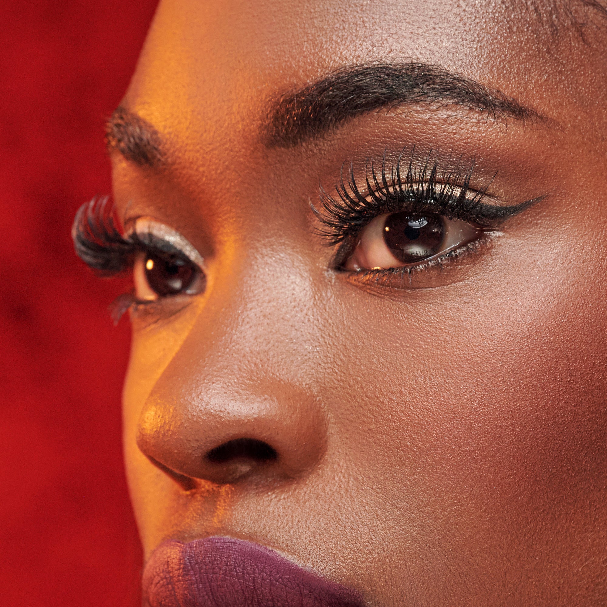 KISS Halloween Lashes & Gem Sticker – Royal Silk