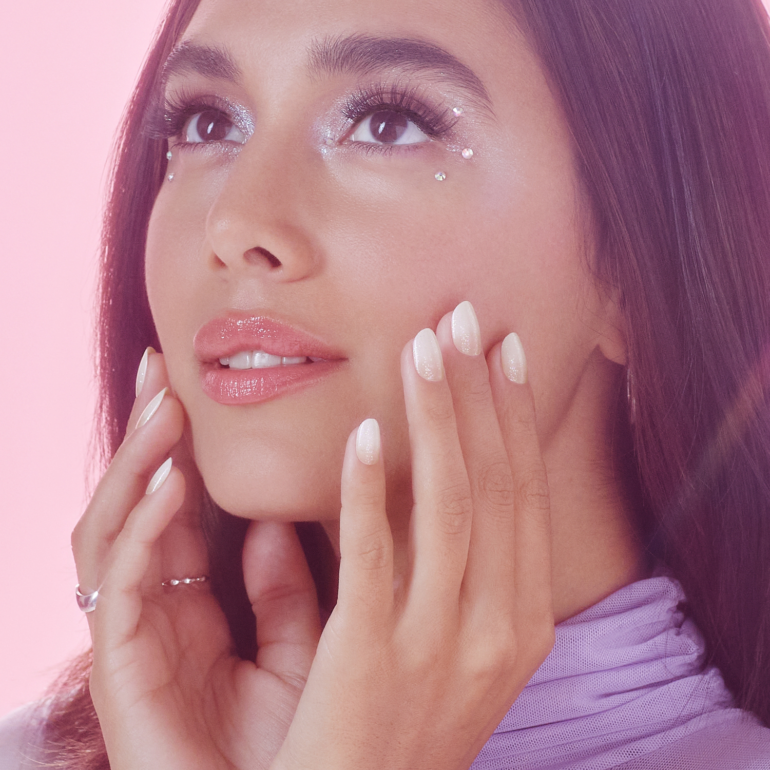 KISS Gel Fantasy Dreamdust Press On Glue Nails - Silver Spoon