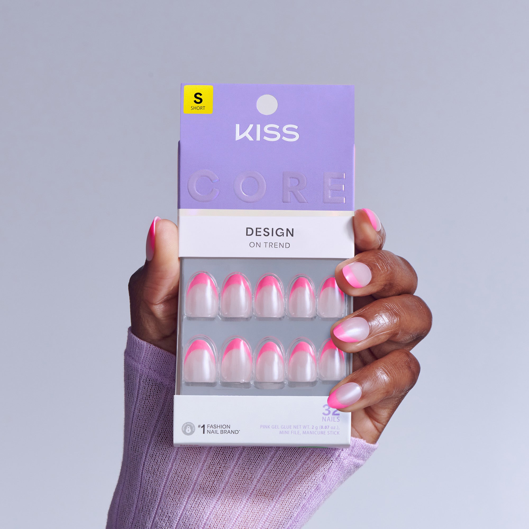 KISS CORE Design Press On Glue Nails - Shining Bright