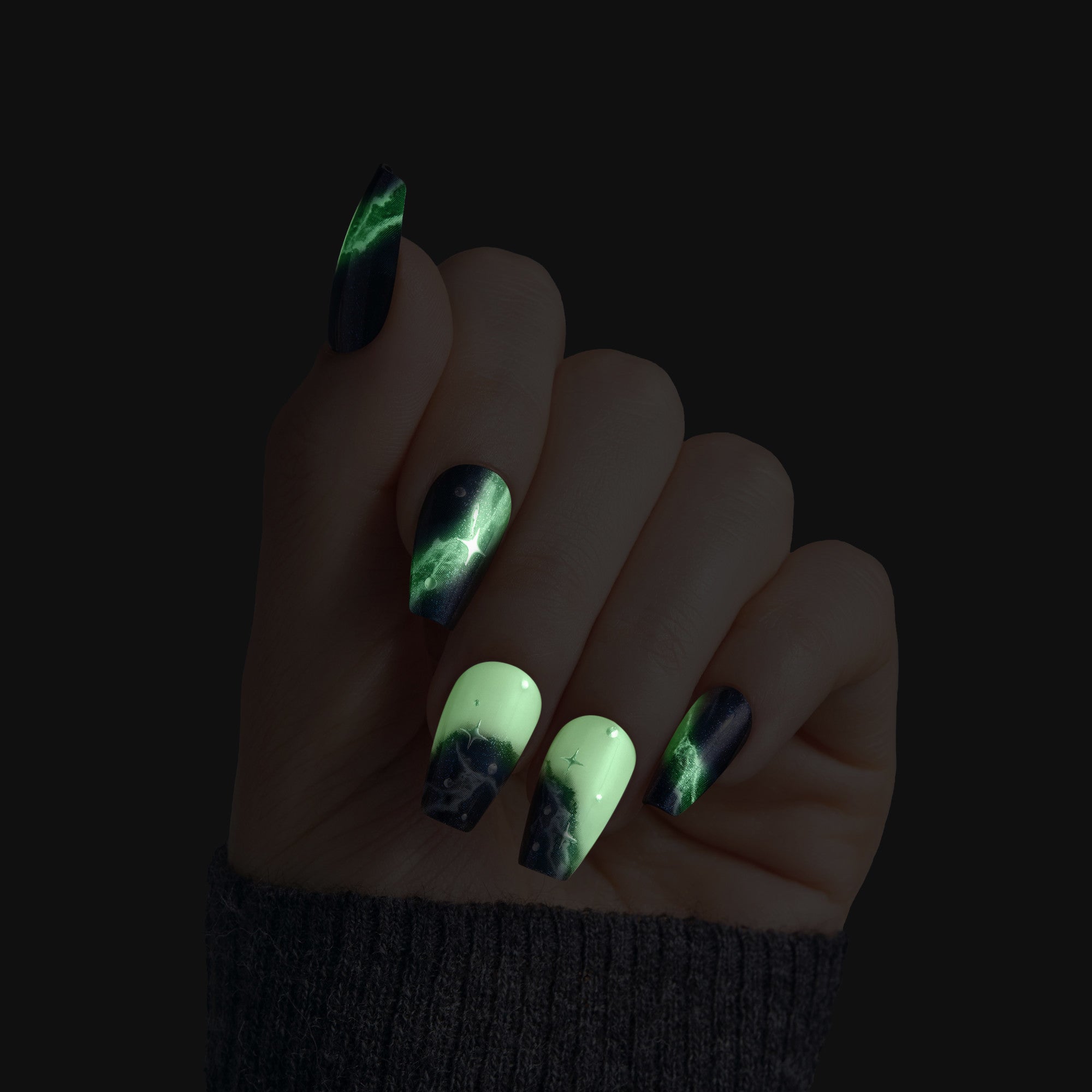 Kiss Haunt Halloween Press On Fake Glue Nails - Spookalicious | Design, Black, Medium, Coffin, Glow In The Dark