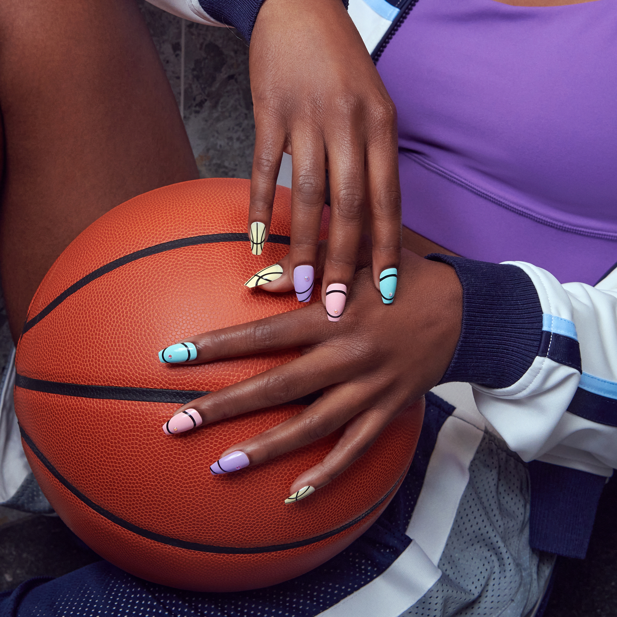 KISS Voguish Fantasy Press On Glue Nails - Be the Best