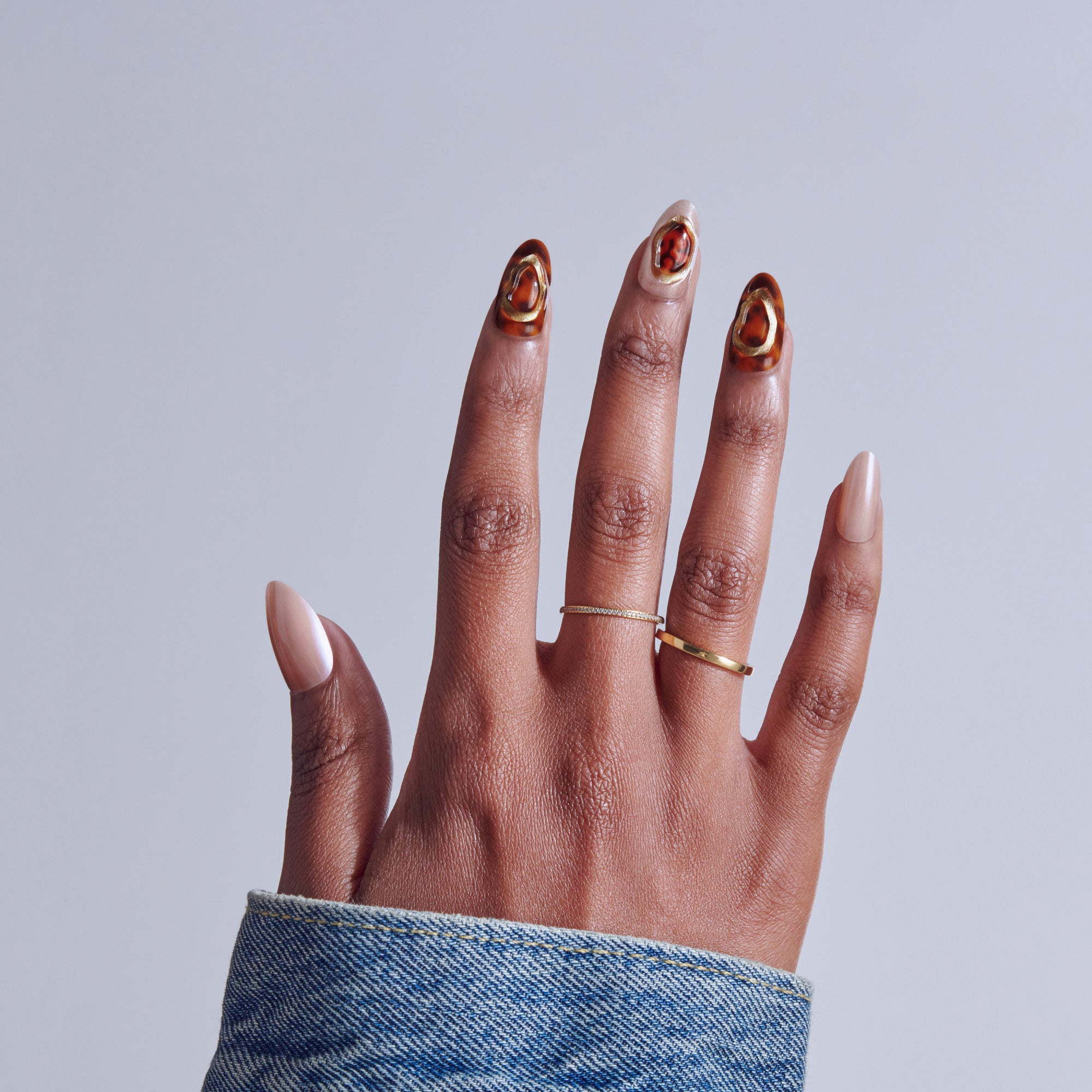 KISS NAIL DRIP Press On Glue Nails - Lively Whisper