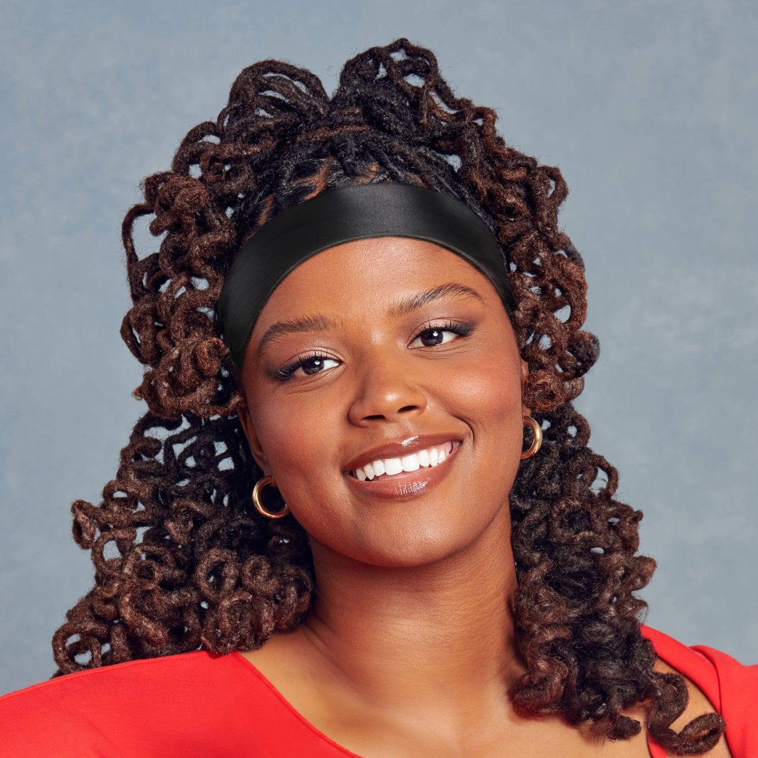 KISS Colors &amp; Care Silky Satin Edge Scarf