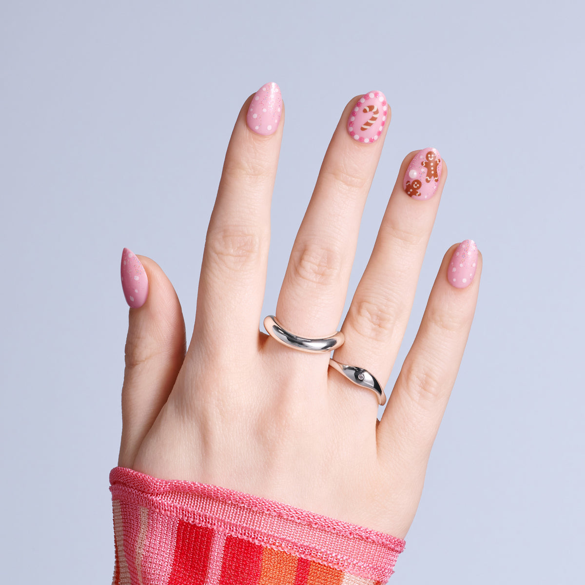 Kiss Merry Holiday Press On Fake Glue Nails - Blanket Season | Design, Pink, Short, Almond