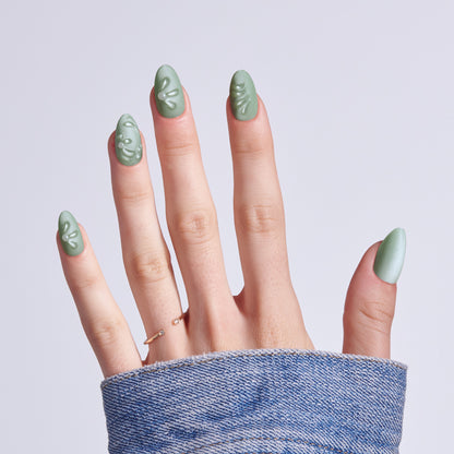 KISS NAIL DRIP Press On Glue Nails - Dancing Heart