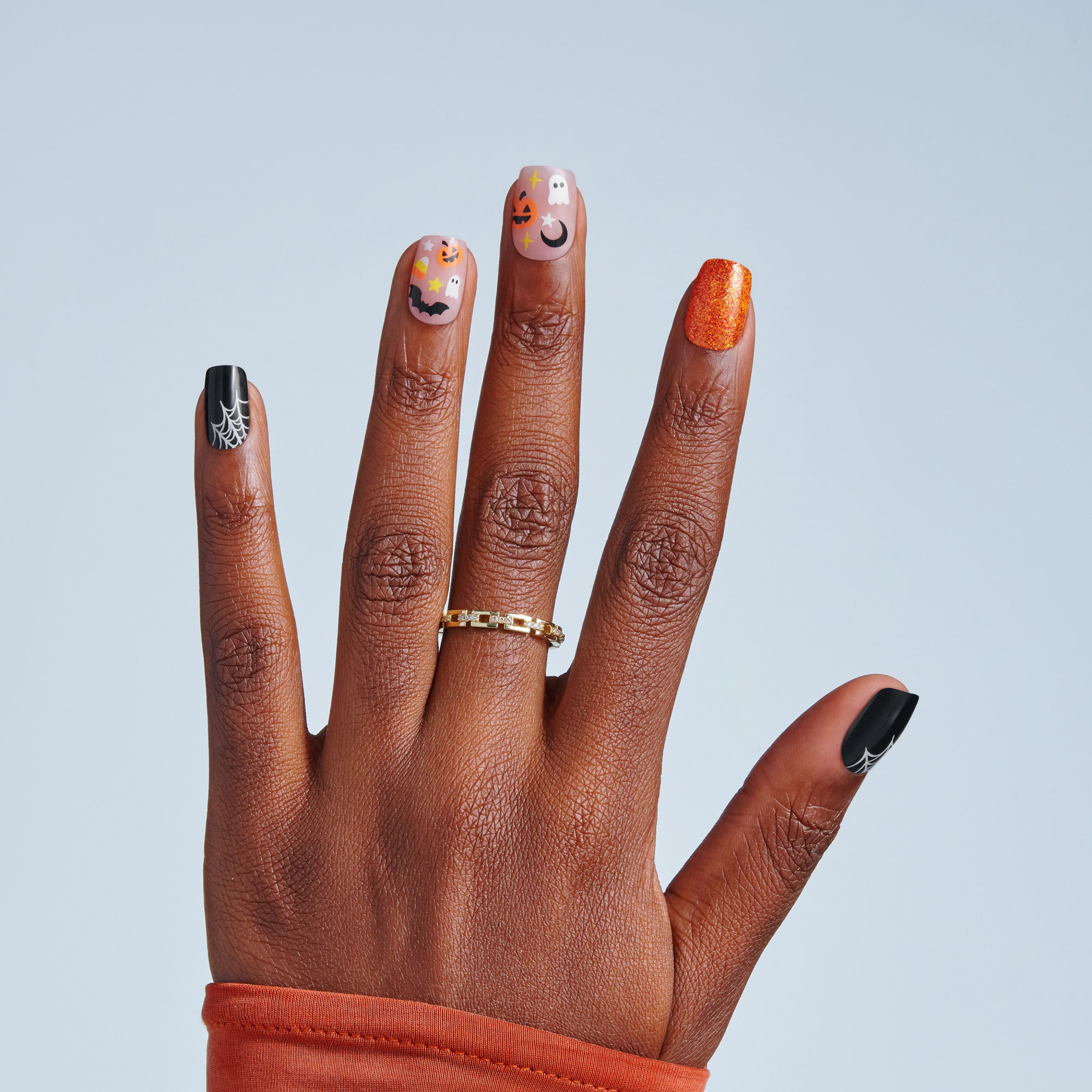 Kiss Haunt Halloween Press On Fake Glue Nails - Fangs for the Memories | Design, Orange &amp; Black, Short, Squoval, Glow In The Dark