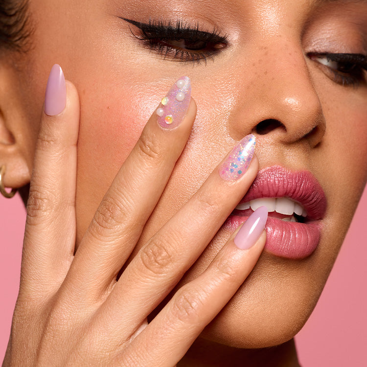 36 Short Acrylic Nail Ideas We're Obsessing Over