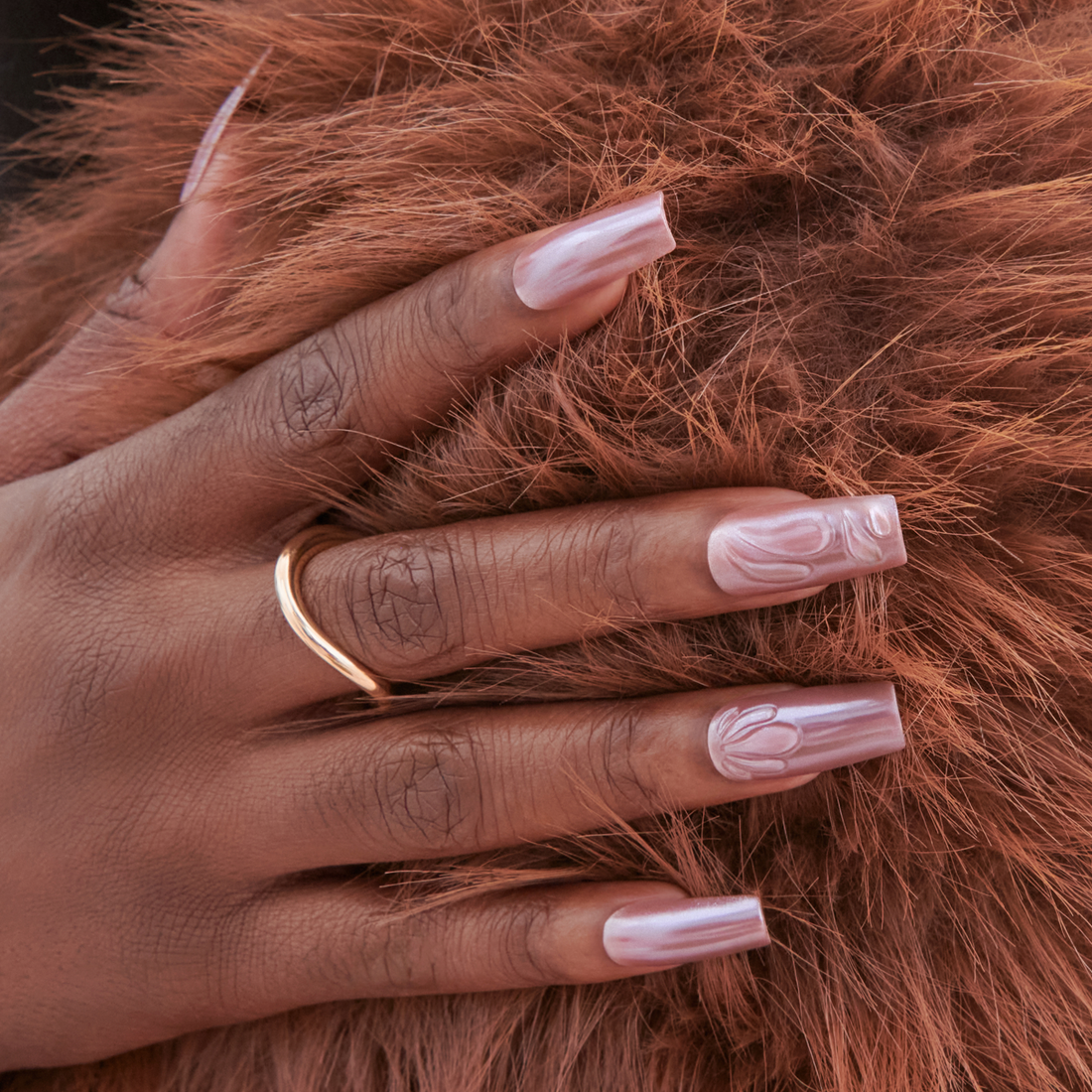 KISS Gel Fantasy Allure Press On Glue Nails - Melody of Us