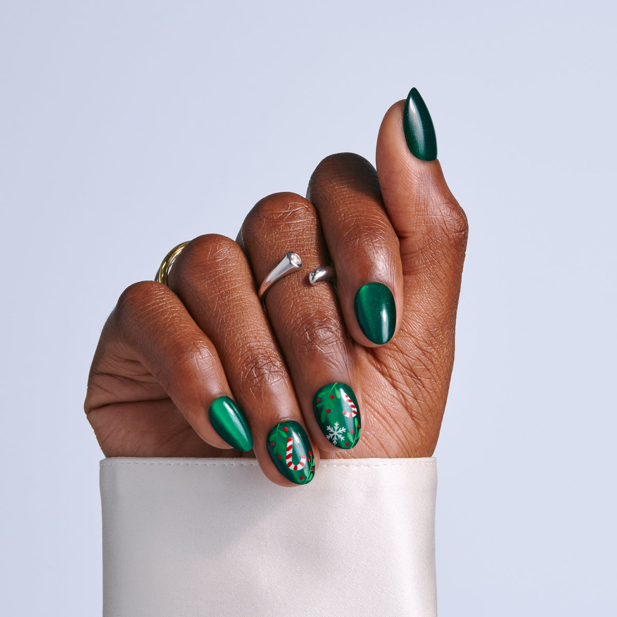 Kiss Merry Holiday Press On Fake Glue Nails Almond - Gifted Glam | Design, Green, Short, Almond