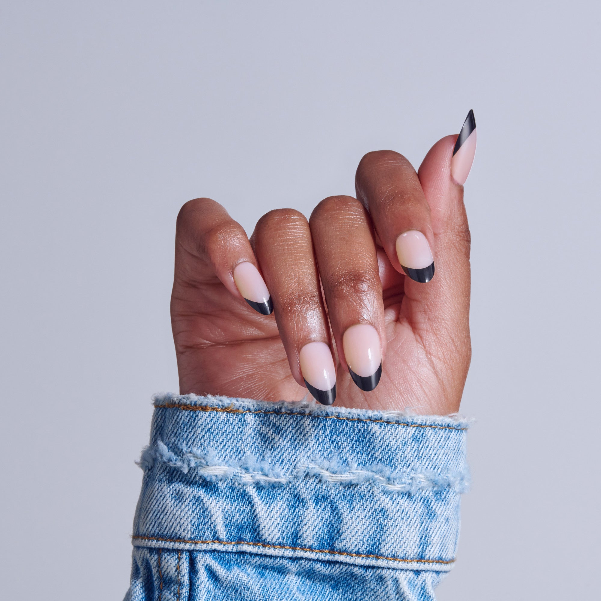 KISS CORE French Press On Glue Nails - Full of Fun