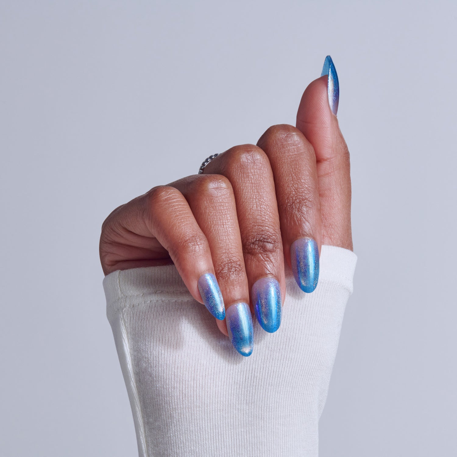 KISS GLAM Embellished Press On Glue Nails - Glow Forever