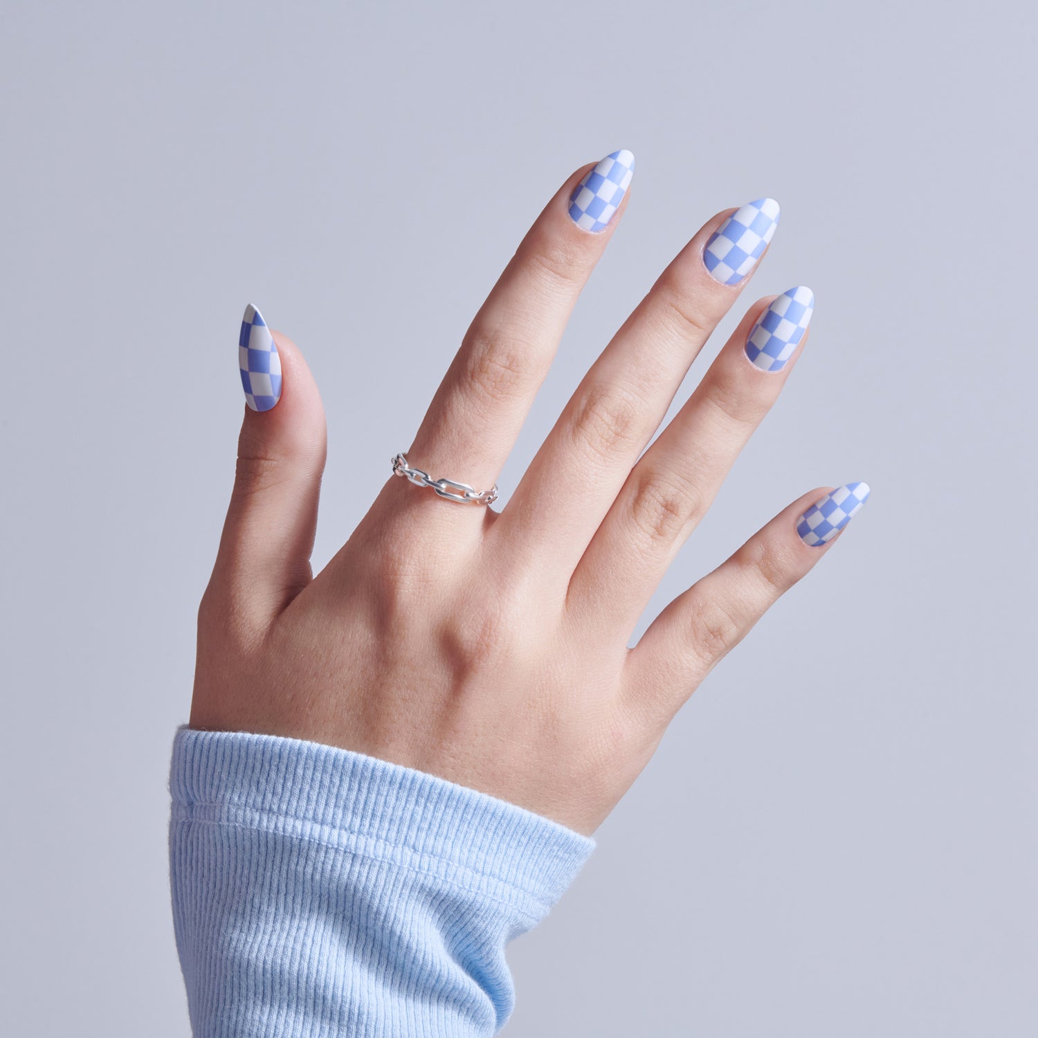 KISS CORE Design Press On Glue Nails - Credit