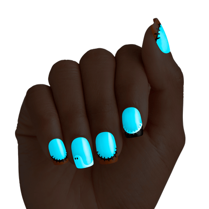 KISS Salon Design Halloween Press On Glue Nails - Midnight Magic