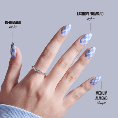 KISS CORE Design Press On Glue Nails - Credit