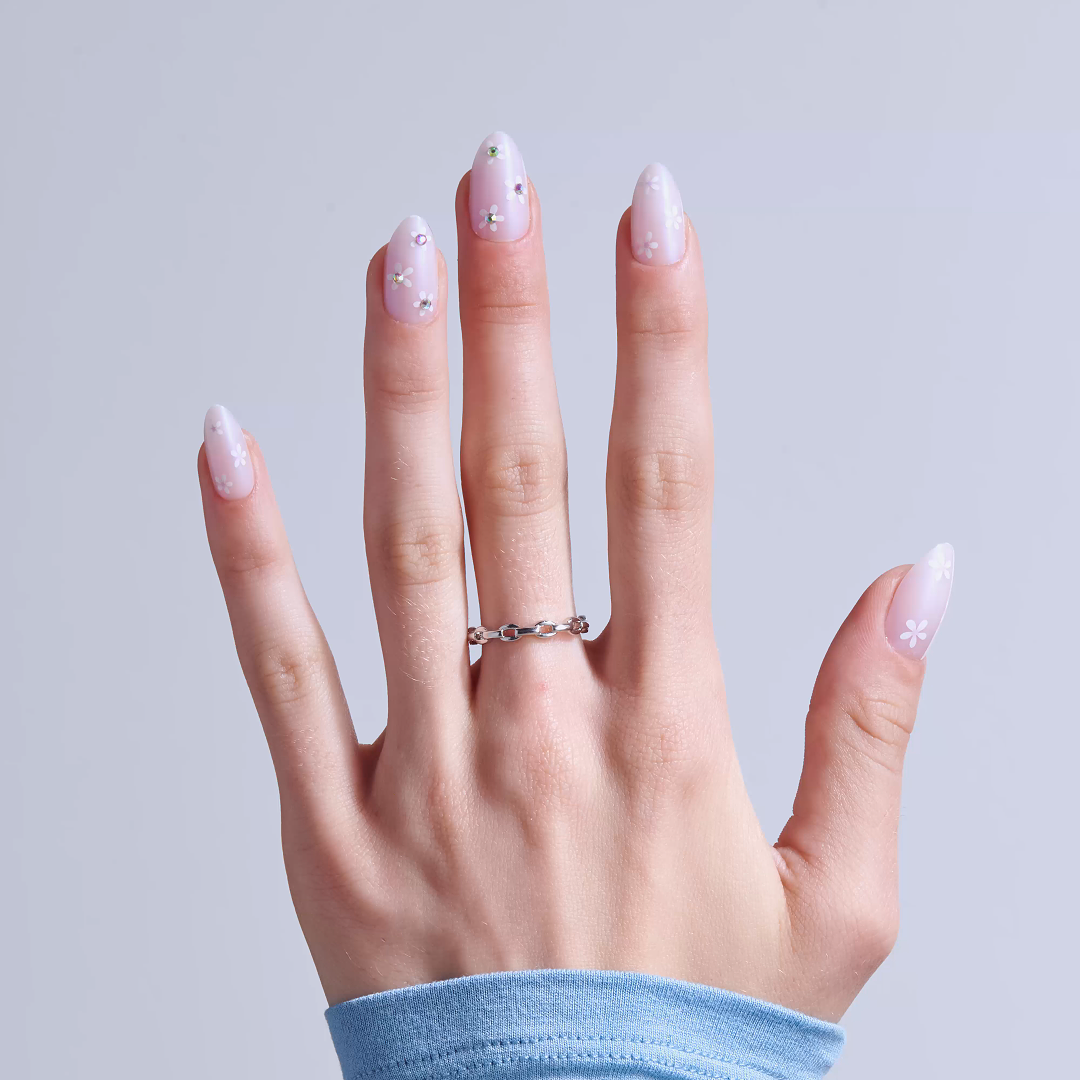 KISS GLAM 3D &amp; Jewel Press On Glue Nails  - Breeze of Bliss