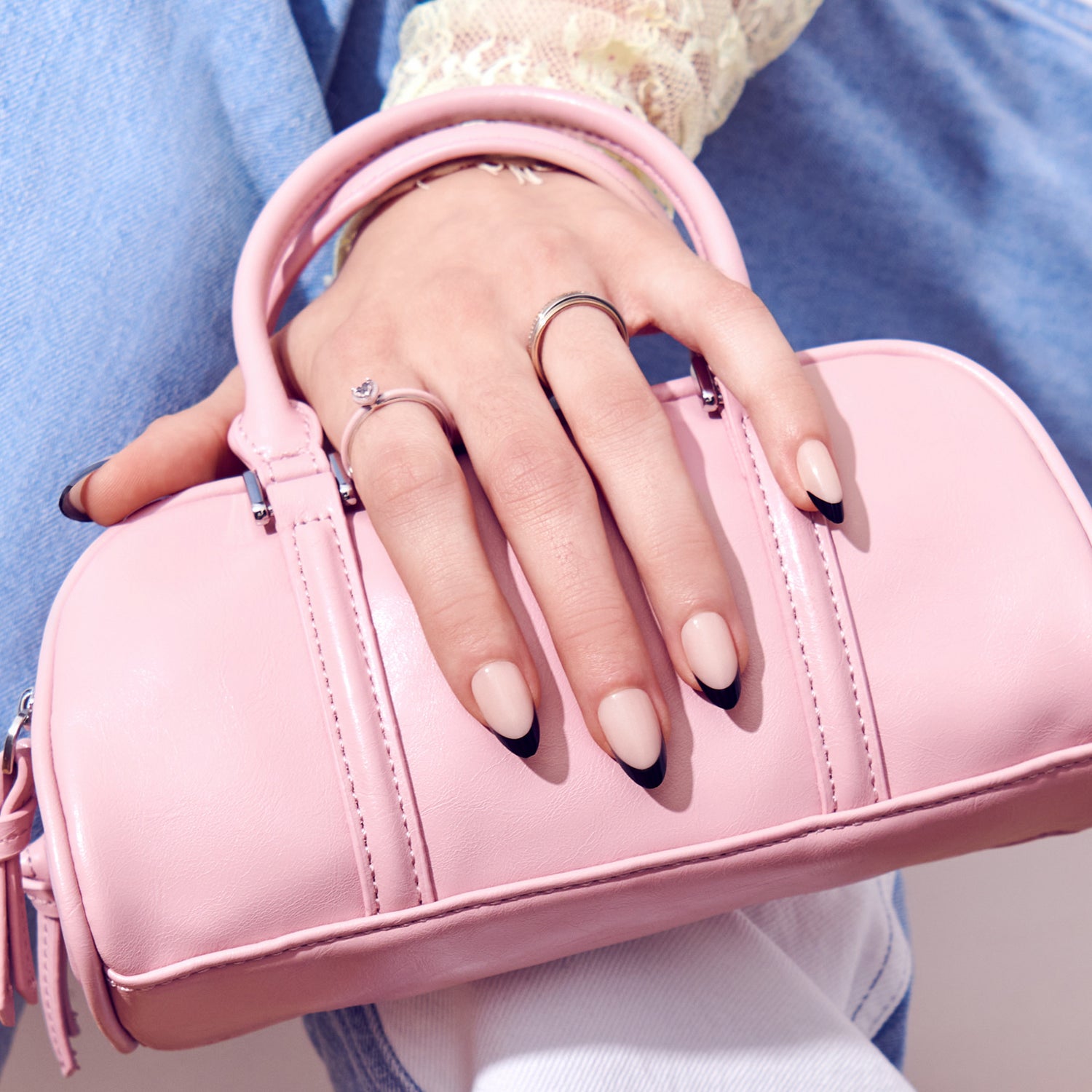 KISS CORE French Press On Glue Nails - Full of Fun