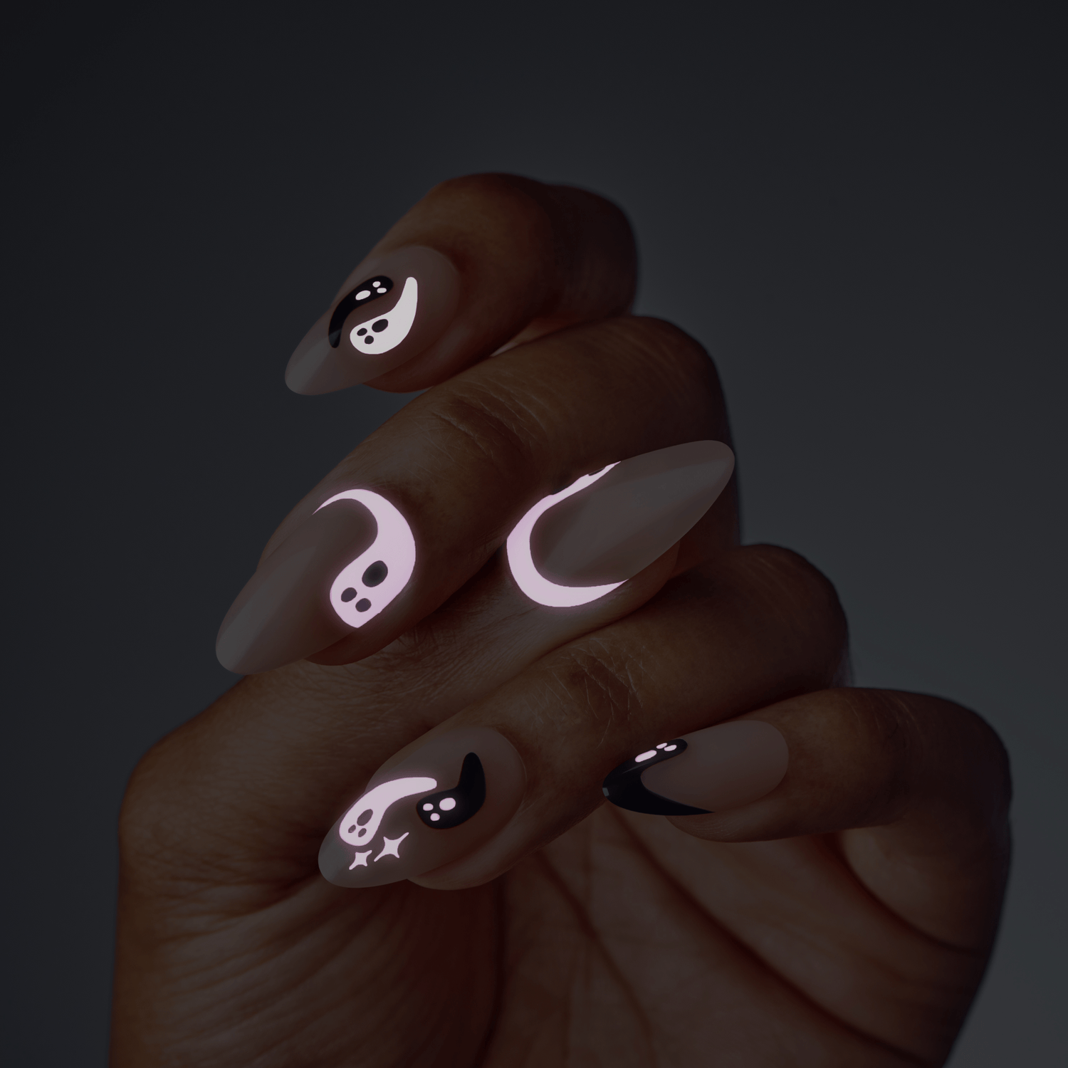 KISS Salon Design Halloween Press On Glue Nails - So Boo-tiful
