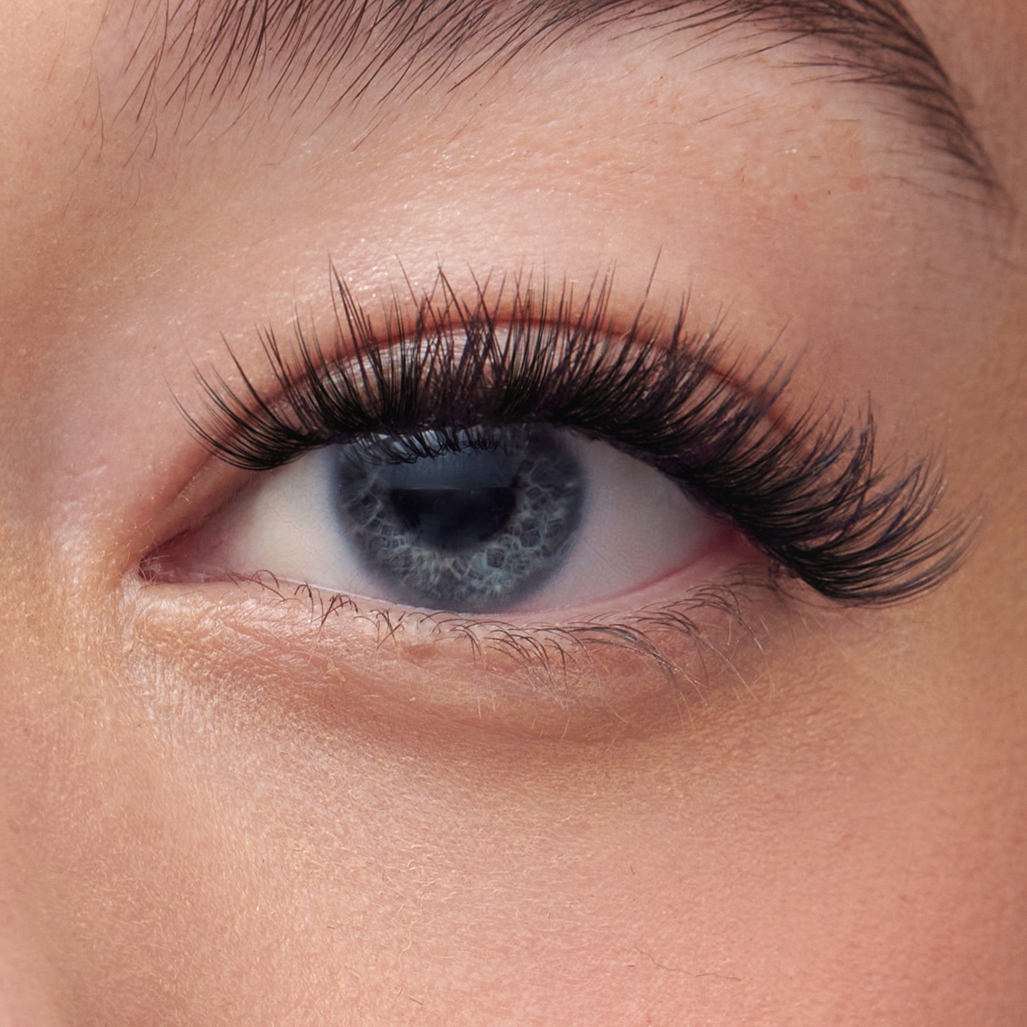 imPRESS Pre-Glued Lash Clusters Kit - Classic Wispy